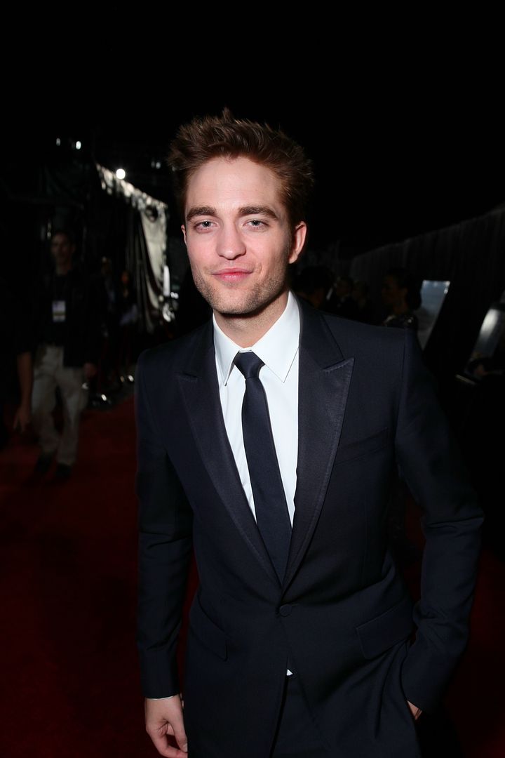 Golden Globes Robert Pattinson. A dashing Robert Pattinson at