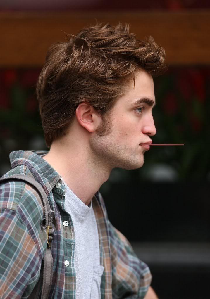 robert pattinson smoking photoshoot. Last year, Robert Pattinson