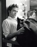 photo VF2009RobertPattinson7.jpg