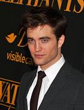 photo RobertPattinsonNYCWFE0590.jpg