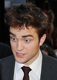 photo RobertPattinsonNYCWFE0807.jpg