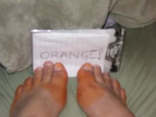 orange feet